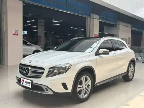 Mercedes-Benz GLA 2016 GLA 200 Fashion Edition