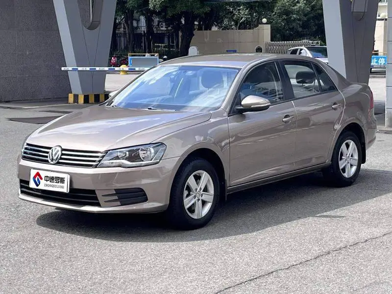 Bora 2014 1.6L Automatic Fashion Model