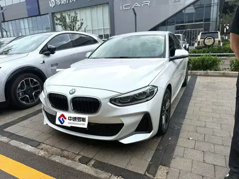 BMW 1 ซีรีส์ 2022 120i M Sport