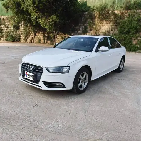 Audi A4L 2013 35 TFSI Automatic Standard Model