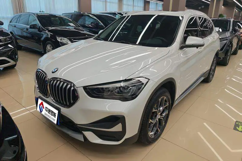 BMW X1 2022 sDrive20Li Premium Edition