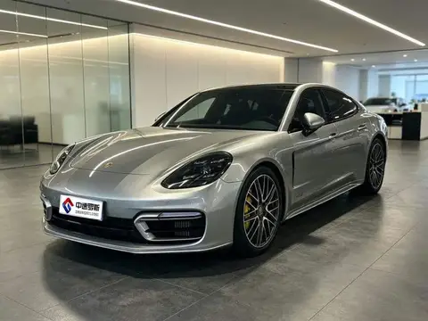 Panamera 2019 Panamera GTS 4.0T