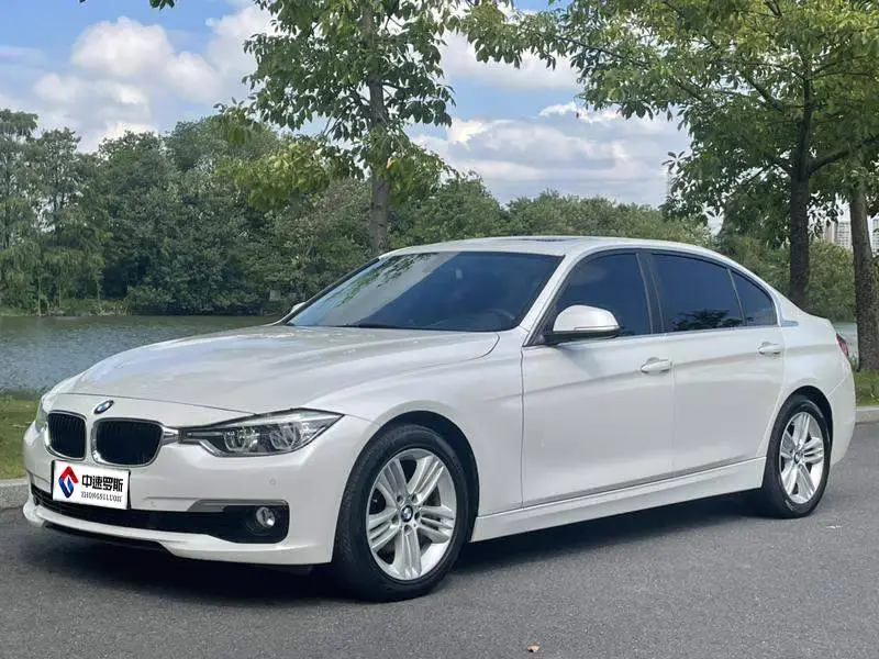 BMW 3 ซีรีส์ 2017 320Li Fashion Edition