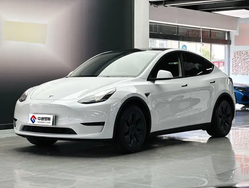 Model Y 2024 rear-wheel drive version