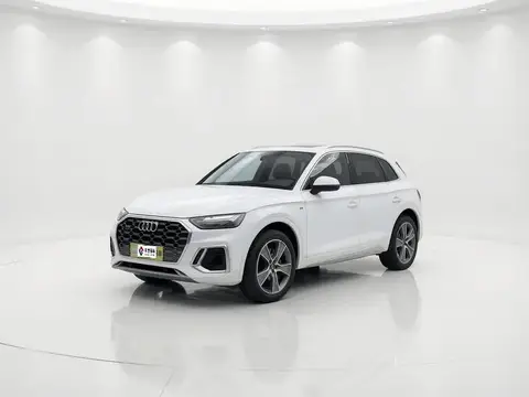 Audi Q5L 2022 45T Luxury Dynamic Модель