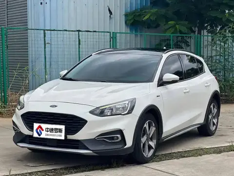 Fox Active 2020 EcoBoost 180 Automatic