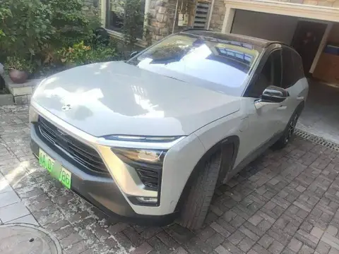 NIO ES8 2018 Founder Edition