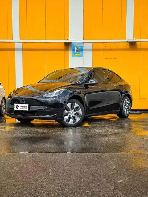 الطراز Y 2022 facelifted rear-wheel drive version