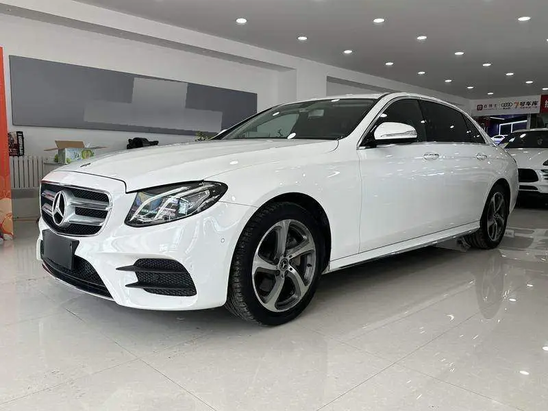Mercedes-Benz E-Class 2018 E 200 L Sport 4MATIC