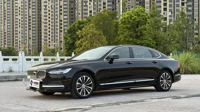 Volvo S90 2024 B5 Zhiyi Luxury Edition