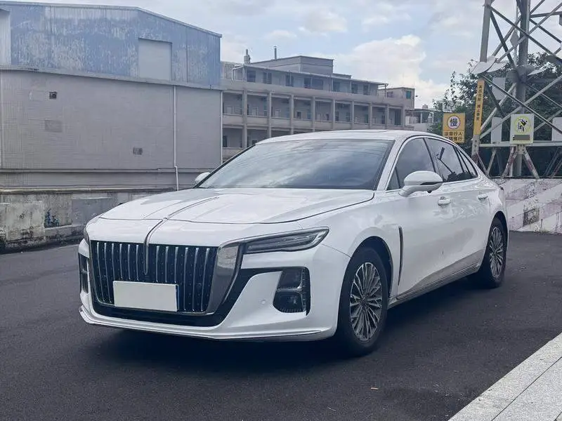 Hongqi H5 2024 1.5T HEV Zhilian Flagship Edition