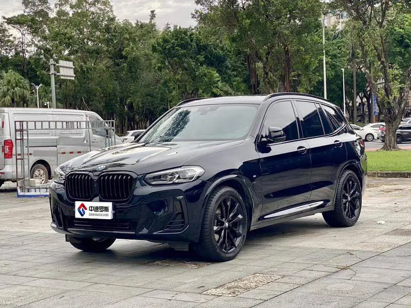 BMW X3 2023 xDrive30i Leading M Night Edition