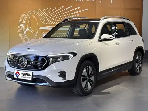 Mercedes-Benz EQB 2023 facelift EQB 260