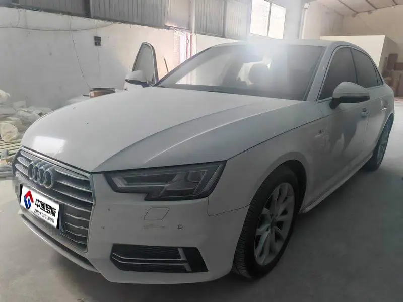 Audi A4L 2018 30th Anniversary Модель 40 TFSI Fashion Модель
