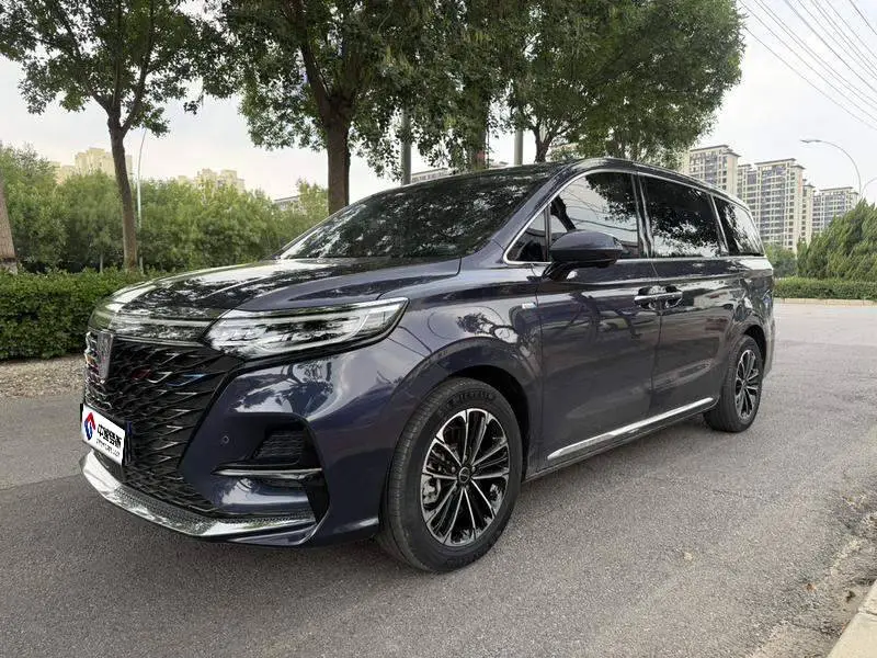 Roewe iMAX8 2022 400TGI Premium Edition