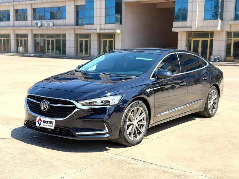 LaCrosse 2019 28T Elite
