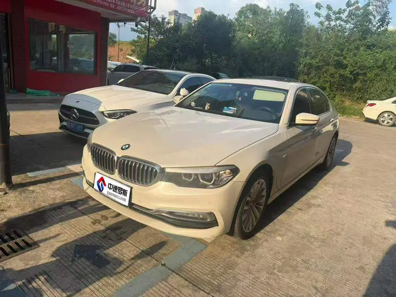 BMW 5 ซีรีส์ 2018 530Li Leading Luxury Package