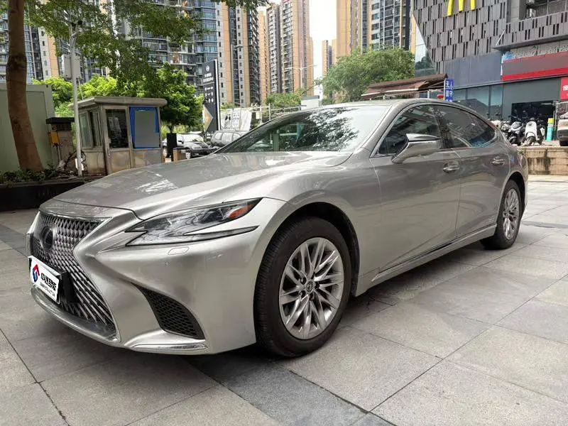 Lexus LS 2018 500h Luxury Edition National V