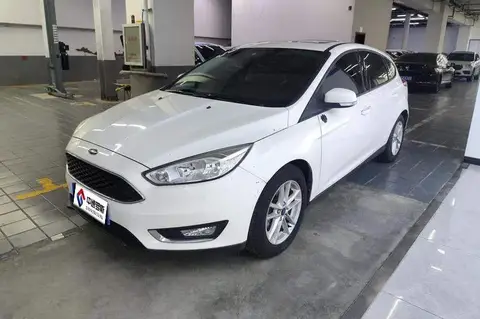 Fox 2017 Hatchback 1.6L Automatic Fashion Smart Edition