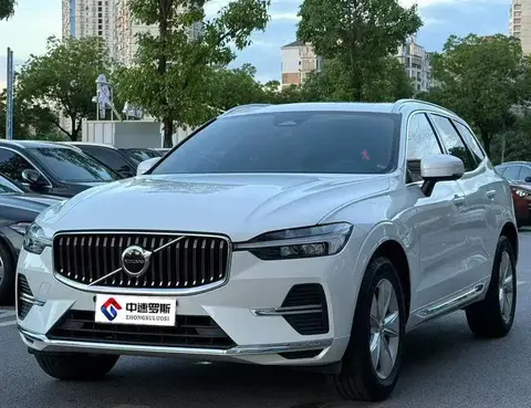 Volvo XC60 2022 B5 4WD Zhiyi Luxury Edition