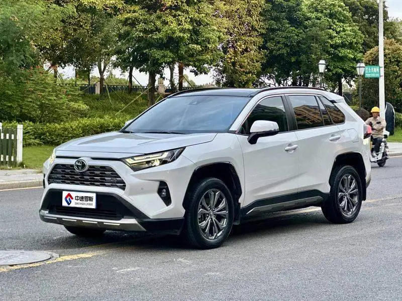 RAV4 Rongfang 2024 2.0L CVT 2WD Fashion Plus Edition