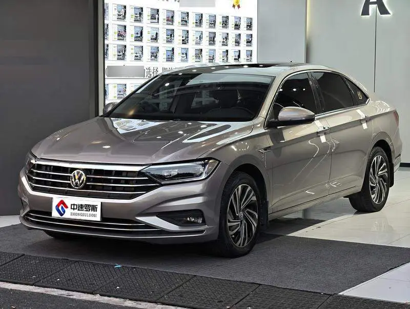 Sagitar 2022 200TSI DSG Flying Edition