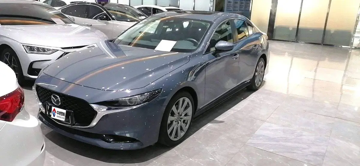 Mazda 3 Angkesaila 2023 2.0L Automatic Premium Edition