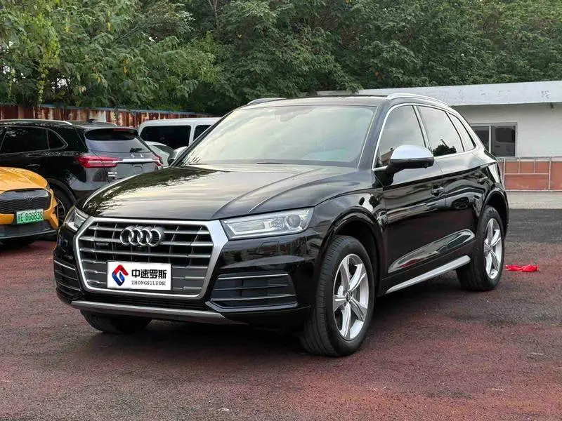 Audi Q5L 2018 40 TFSI Rongxiang Progressive National VI