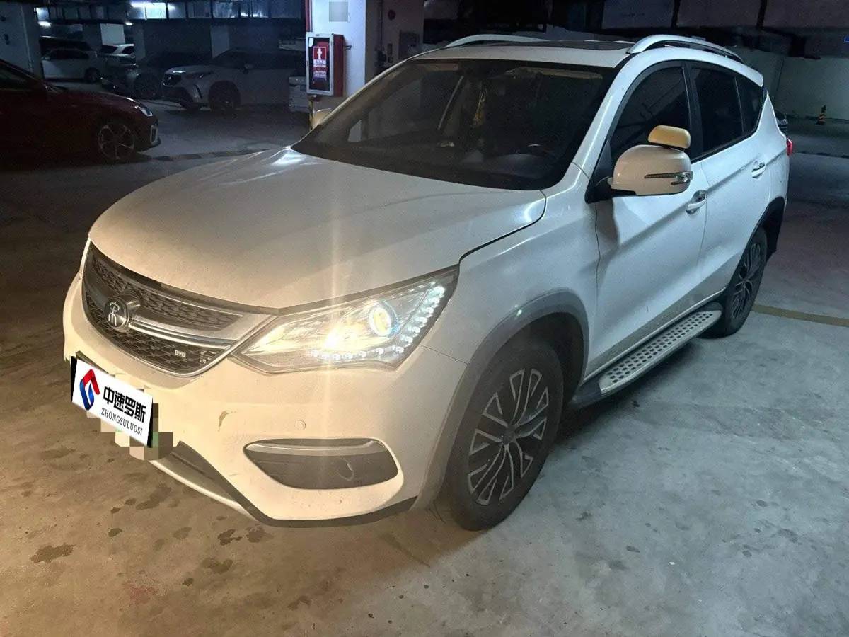 Song New Energy 2017 Song DM 1.5TID Full-time 4WD Luxury Model