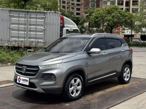 Baojun 510 2017 1.5L Manual Fashion Model