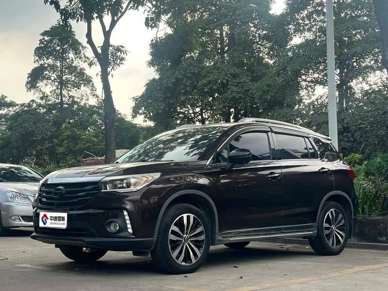 Trumpchi GS4 2017 235T Automatic 2WD Luxury Smart Edition