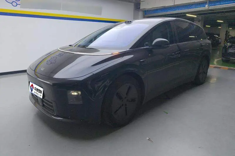 Ideal i8 2025 Standard Edition
