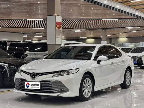 Camry 2019 2.0G Deluxe Edition National VI