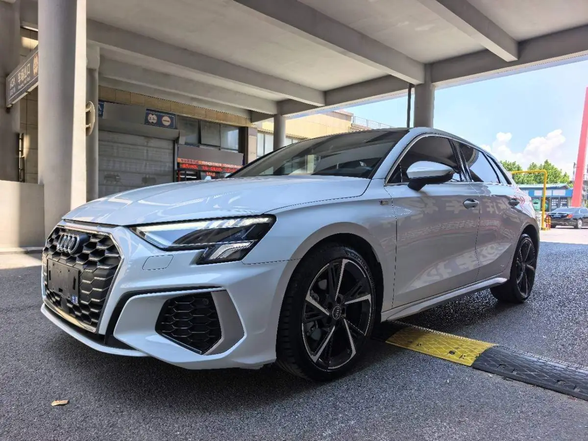 Audi A3 2022 Sportback 35 TFSI Stylish and sporty