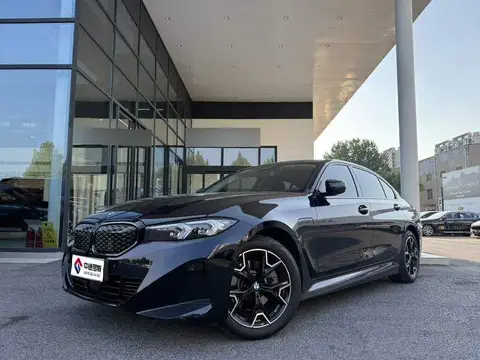 BMW i3 2026 eDrive 40 L Shadow Edition