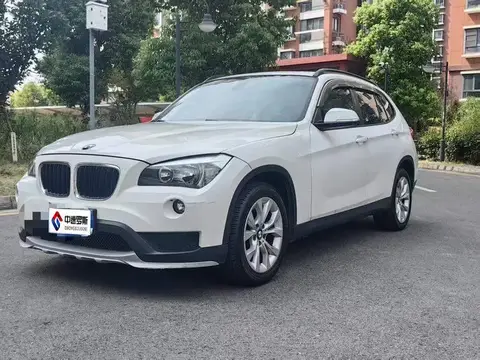 BMW X1 2014 sระบบขับเคลื่อน18i Fashion