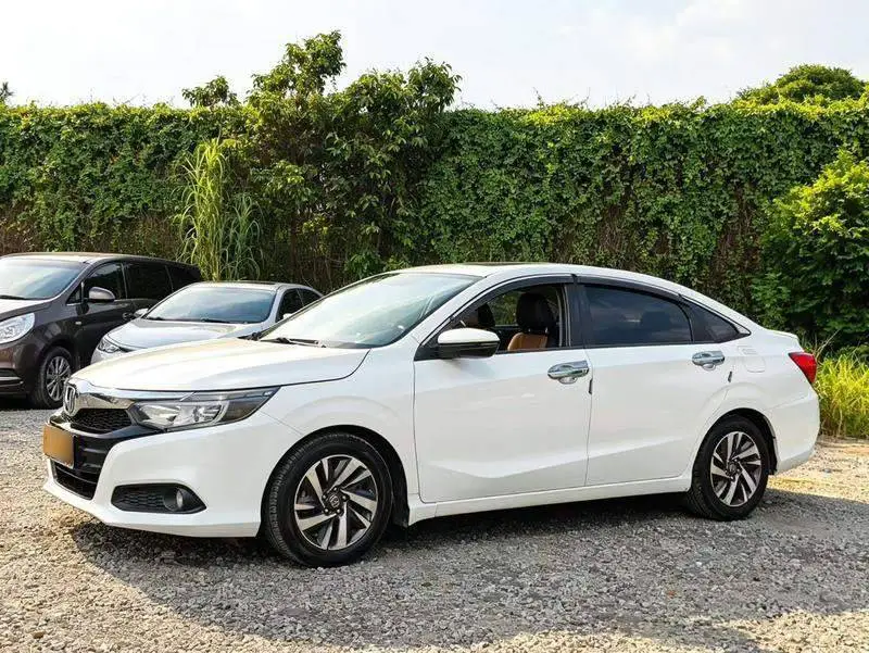 Lingpai 2019 180Turbo CVT Luxury Edition National VI