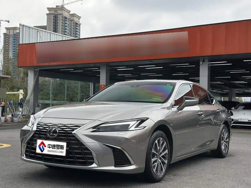 Lexus ES 2025 200 Premium Edition