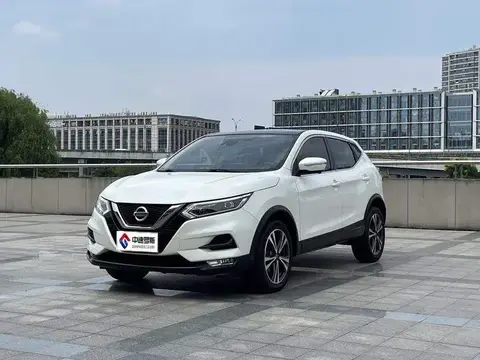 Qashqai 2019 2.0L CVT Deluxe Edition