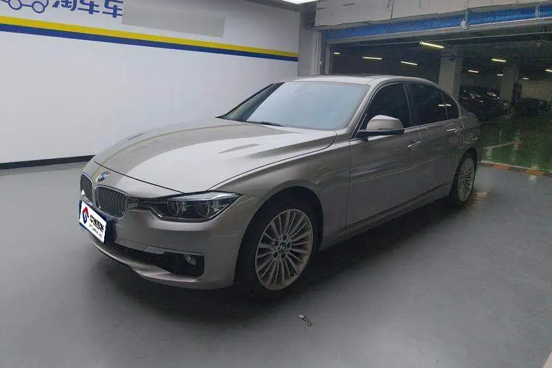 BMW 3 ซีรีส์ 2018 320Li Fashion Edition