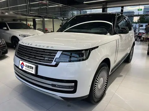 Range Rover 2023 3.0 L6 400PS Genesis Extended Edition