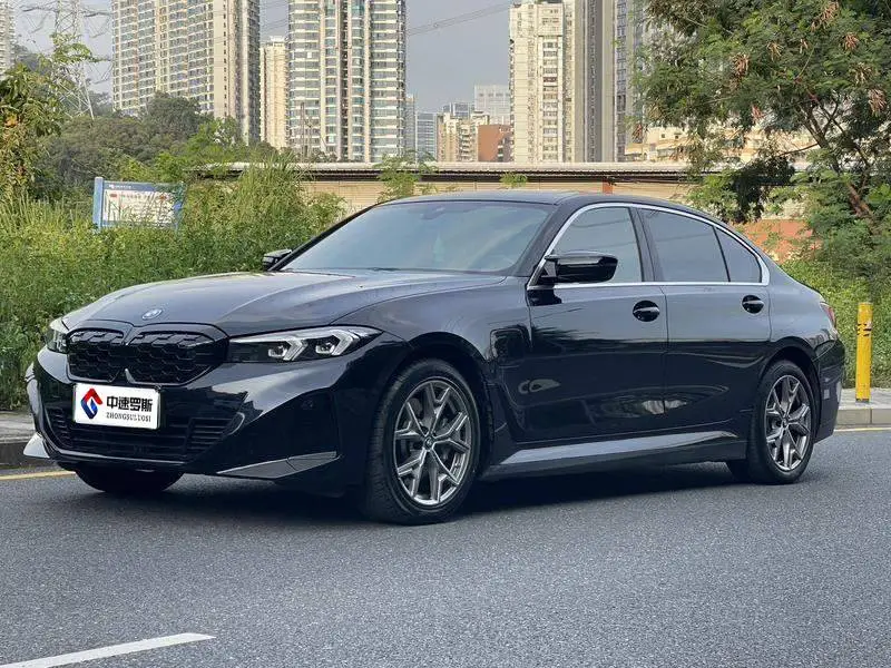 BMW i3 2025 eDrive 35 L