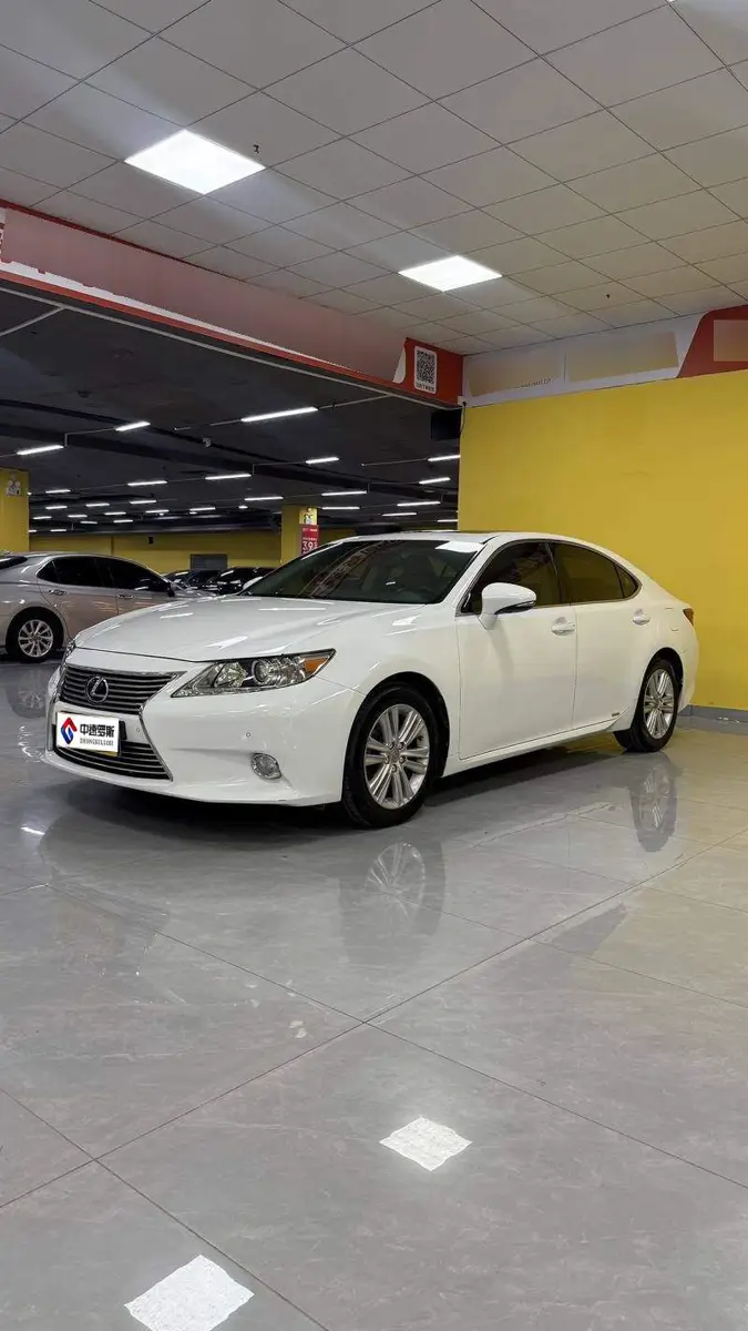 Lexus ES 2014 250 Comfort Edition
