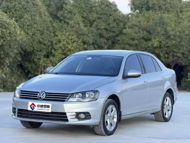 Bora 2015 Value Edition 1.6L Manual Fashion Model