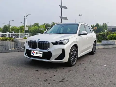 BMW iX1 2026 eDrive25L X Design Package