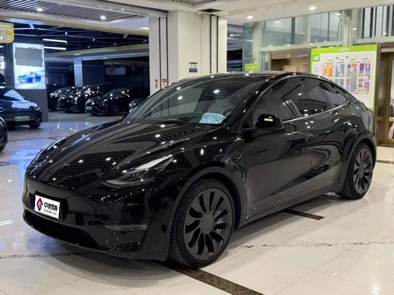 Модель Y 2022 Performance All-Wheel Привод