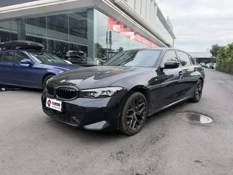 BMW 3 ซีรีส์ 2025 330Li M Sport Night Edition