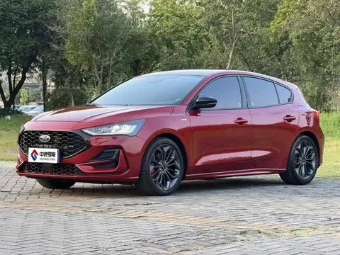 Fox 2022 EcoBoost 180 Hatchback Automatic ST Line