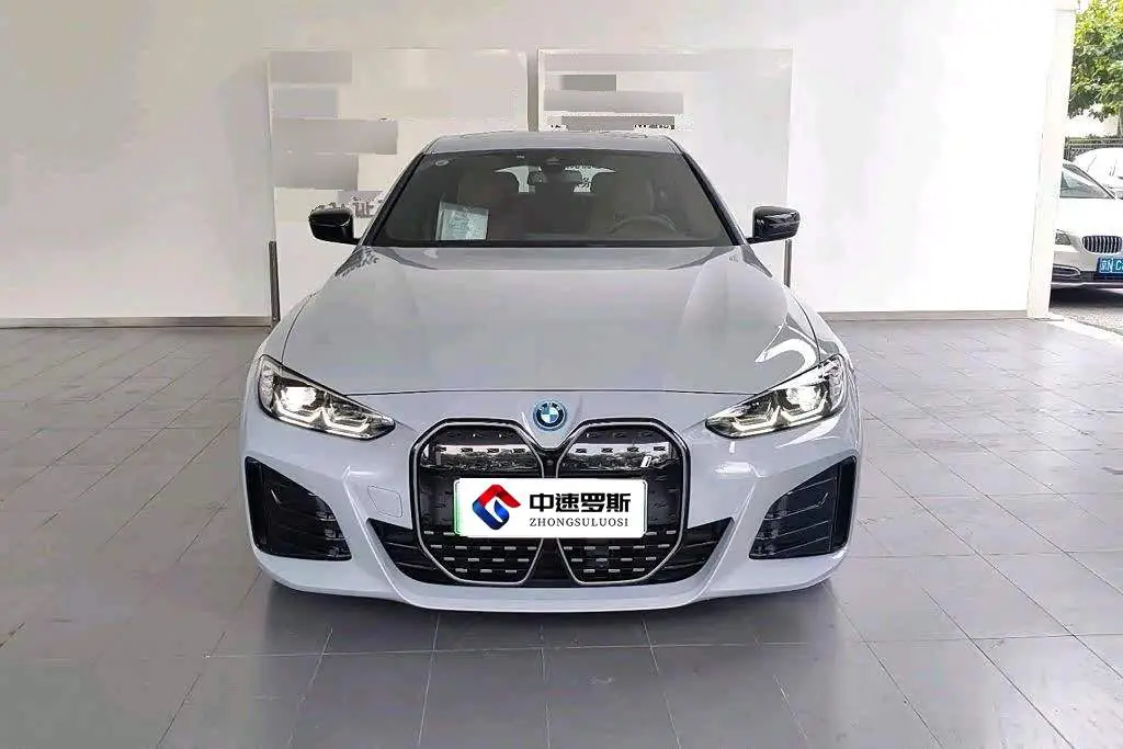 BMW i4 2023 eDrive40