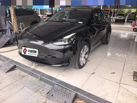 الطراز Y 2022 rear-wheel drive version